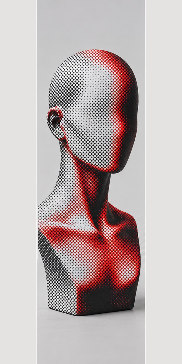 Anonymous mannequin showing the print portrait style option.